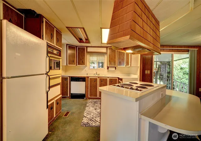 Photo 4 of Manufactured home for sale at 4787 Neptune Cir, Ferndale, WA 98248 | MLS# NWM2593139 | Listing updated on 2026-10-17