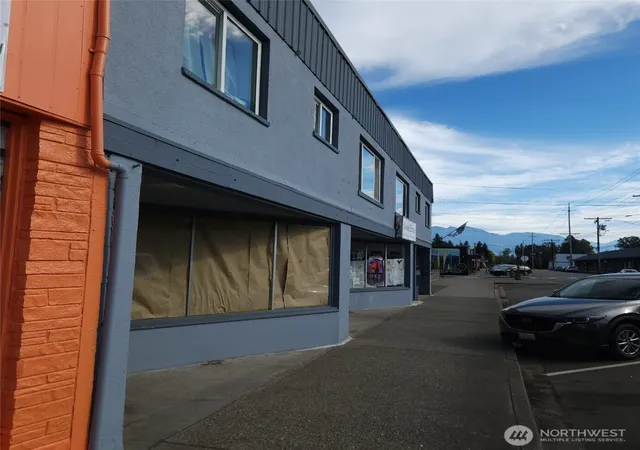 Photo 2 of Multi family home for sale at 415 Main St, Sultan, WA 98294 | MLS# NWM2593147 | Listing updated on 2026-10-11