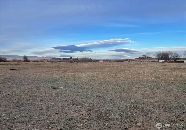 Photo 3 of Land for sale at 4411 Clyde Cir, Sunnyside, WA 98944 | MLS# NWM2593154 | Listing updated on 2026-10-11
