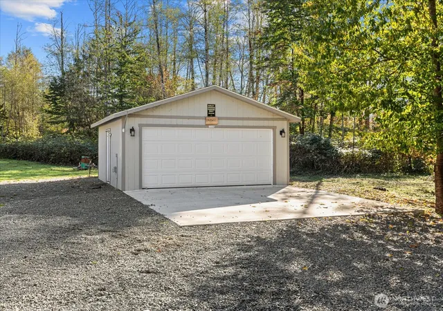 Photo 4 of Manufactured home for sale at 31525 367th Avenue NE, Arlington, WA 98223 | MLS# NWM2593158 | Listing updated on 2026-10-13