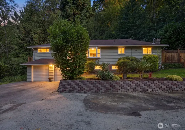 Photo 1 of Single family home for sale at 19926 40th Place NE, Lake Forest Park, WA 98155 | MLS# NWM2593166 | Listing updated on 2026-10-10