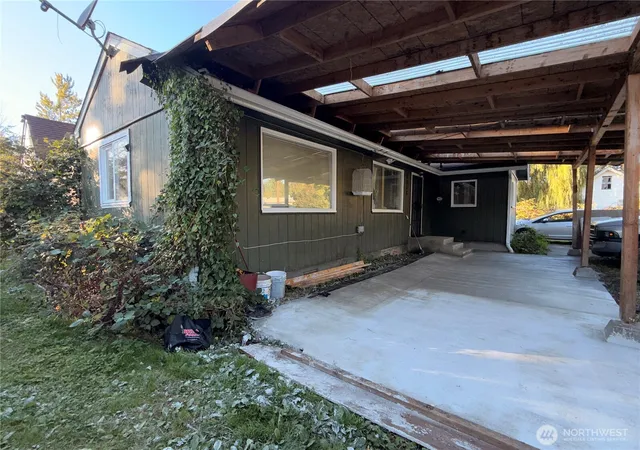 Photo 3 of Single family home for sale at 6806 19th Avenue NE, Tulalip, WA 98271 | MLS# NWM2593176 | Listing updated on 2026-10-12