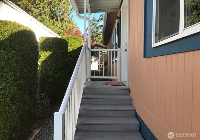 Photo 3 of Manufactured home for sale at 4111 164th Street Sw #48, Lynnwood, WA 98087 | MLS# NWM2593177 | Listing updated on 2026-10-12
