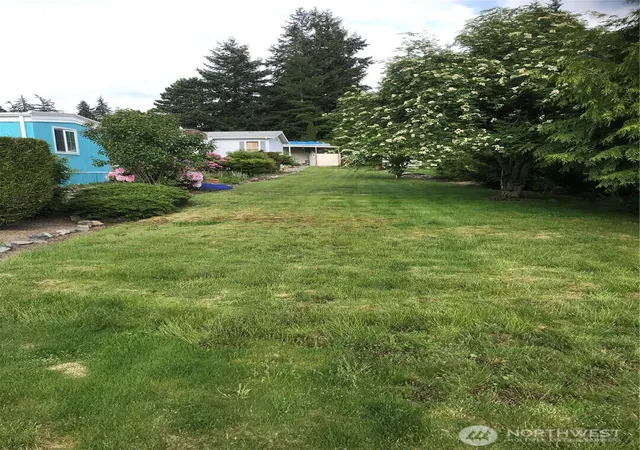 Photo 31 of Manufactured home for sale at 4111 164th Street SW #48, Lynnwood, WA 98087 | MLS# NWM2593177 | Listing updated on 2026-10-12
