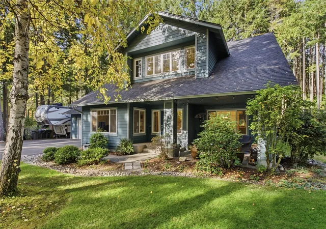 Photo 1 of Single family home for sale at 5618 Nw Iskra Blvd, Bremerton, WA 98312 | MLS# NWM2593181 | Listing updated on 2026-10-22
