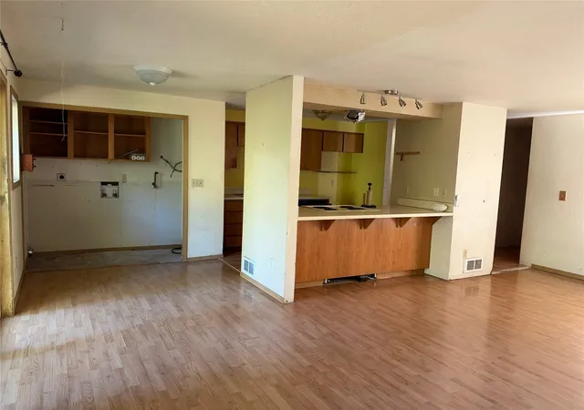 Photo 3 of Sale Pending at 191 E Sandy Lake Dr, Shelton, WA 98584 | MLS# NWM2593188 | Listing updated on 2026-10-23