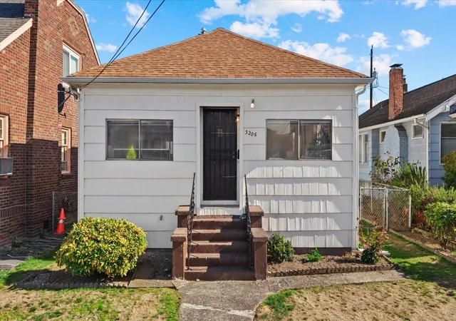 Photo 1 of Sale Pending at 3206 18th Avenue S, Seattle, WA 98144 | MLS# NWM2593193 | Listing updated on 2026-10-26