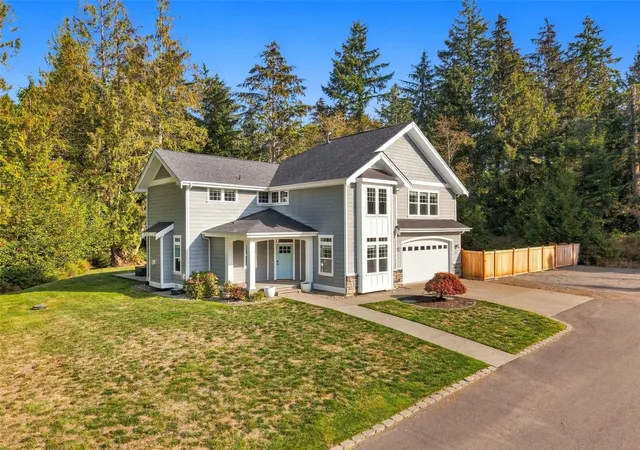 Photo 2 of Single family home for sale at 2811 159th Street Ct Nw, Gig Harbor, WA 98332 | MLS# NWM2593194 | Listing updated on 2026-10-19