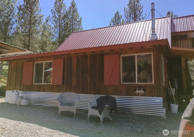 Single family home for sale at 12 Caribou Rd, Tonasket, WA 98855 | MLS# NWM2593234 | Listing updated on 2026-10-24
