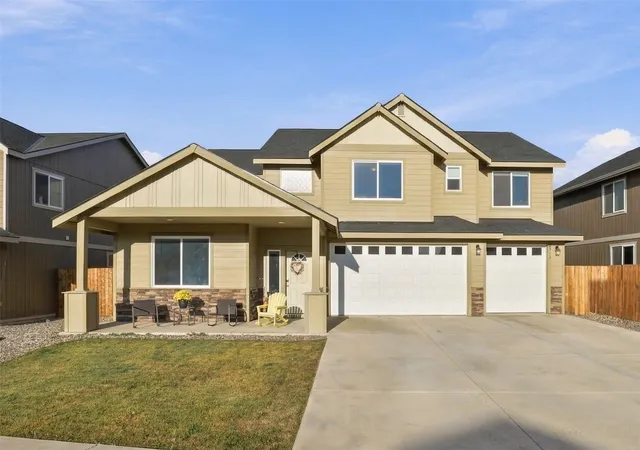Single family home for sale at 2313 N Sunnyview Ln, Ellensburg, WA 98926 | MLS# NWM2593237