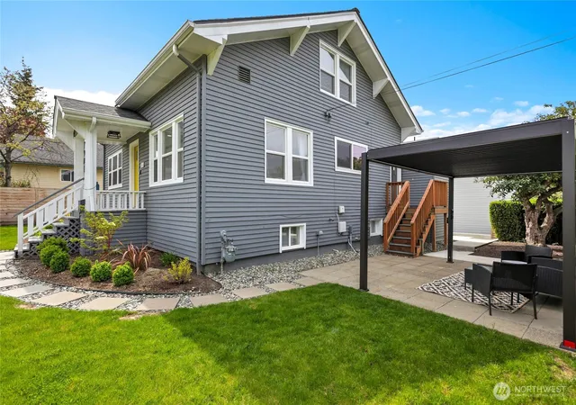 Photo 1 of Single family home for sale at 7901 16th Avenue SW, Seattle, WA 98106 | MLS# NWM2593249 | Listing updated on 2026-10-12