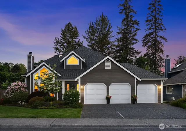 Photo 2 of Single family home for sale at 3857 260th Avenue Se, Sammamish, WA 98029 | MLS# NWM2593253 | Listing updated on 2026-10-10