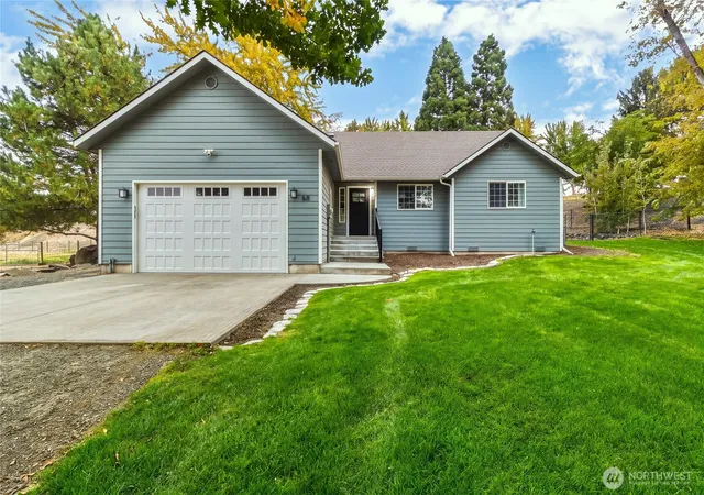 Photo 2 of Single family home for sale at 50 Dale Way, Walla Walla, WA 99362 | MLS# NWM2593254 | Listing updated on 2026-10-14