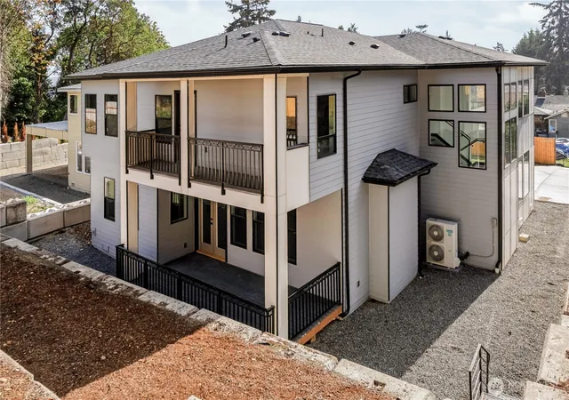 Photo 1 of Single family home for sale at 4472 S 172nd Street, Sea Tac, WA 98188 | MLS# NWM2593272 | Listing updated on 2026-10-28