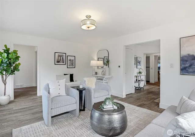 Photo 4 of Single family home for sale at 1512 6th Avenue W, Seattle, WA 98119 | MLS# NWM2593276 | Listing updated on 2026-10-13