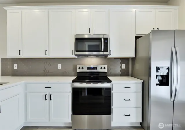 Photo 4 of Single family home for sale at 5814 Lost City Ln NW, Bremerton, WA 98312 | MLS# NWM2593283 | Listing updated on 2026-10-10