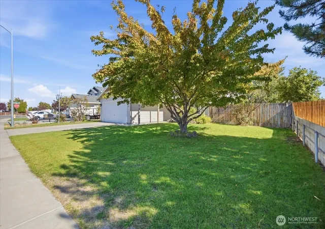 Photo 3 of Single family home for sale at 4617 Muris Ln, Pasco, WA 99301 | MLS# NWM2593288 | Listing updated on 2026-10-20