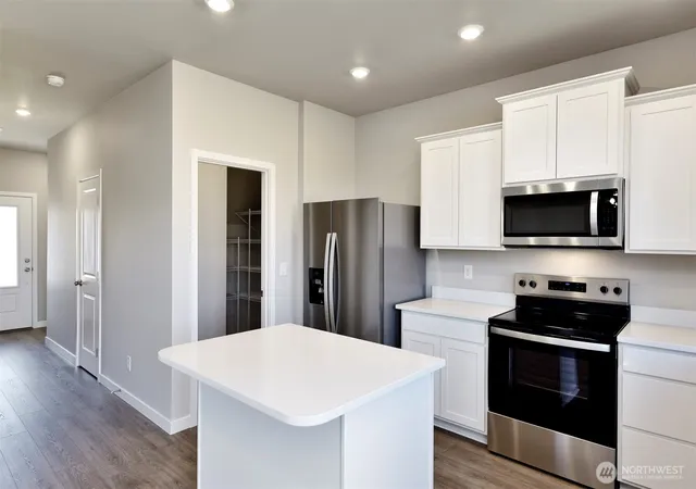 Photo 3 of Single family home for sale at 9723 Brown St Se, Yelm, WA 98597 | MLS# NWM2593289 | Listing updated on 2026-10-24