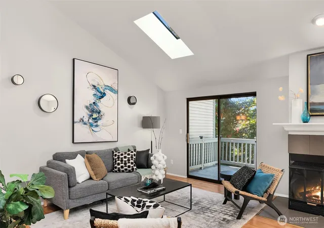 Photo 3 of Sale Pending at 11325 101st Place NE #1325, Kirkland, WA 98033 | MLS# NWM2593324 | Listing updated on 2026-10-19