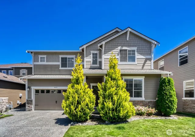 Photo 1 of Single family home for sale at 18623 39th Drive Se, Bothell, WA 98012 | MLS# NWM2593342 | Listing updated on 2026-10-11