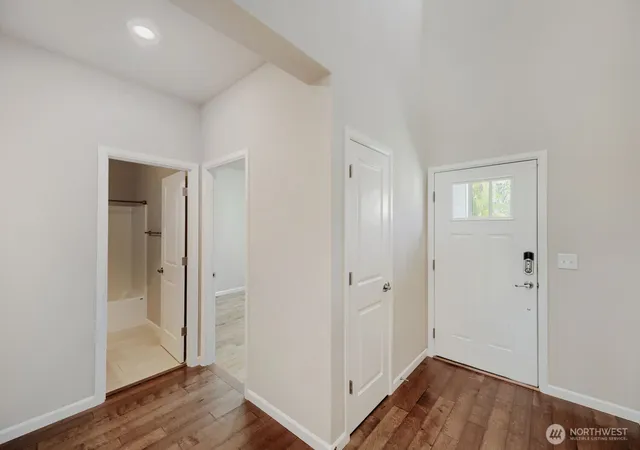 Photo 3 of Single family home for sale at 18623 39th Drive Se, Bothell, WA 98012 | MLS# NWM2593342 | Listing updated on 2026-10-11