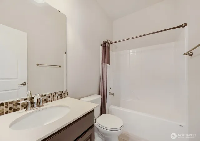 Photo 4 of Single family home for sale at 18623 39th Drive SE, Bothell, WA 98012 | MLS# NWM2593342 | Listing updated on 2026-10-11