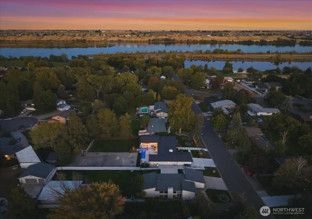 Photo 3 of Single family home for sale at 66 Park St, Richland, WA 99354 | MLS# NWM2593345 | Listing updated on 2026-10-12