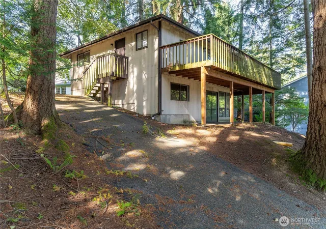 Photo 1 of Single family home for sale at 3 Horizon Hl Ln, Bellingham, WA 98229 | MLS# NWM2593371 | Listing updated on 2026-10-20