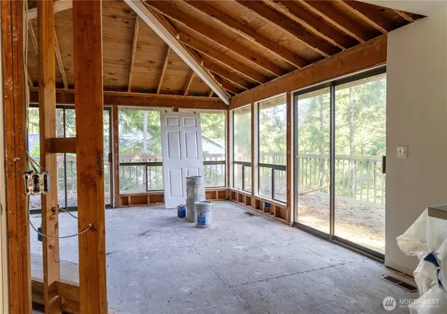 Photo 2 of Single family home for sale at 3 Horizon Hl Ln, Bellingham, WA 98229 | MLS# NWM2593371 | Listing updated on 2026-10-20