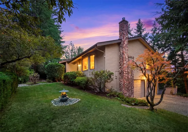Photo 2 of Single family home for sale at 13233 Se 51st Place, Bellevue, WA 98006 | MLS# NWM2593376 | Listing updated on 2026-10-12