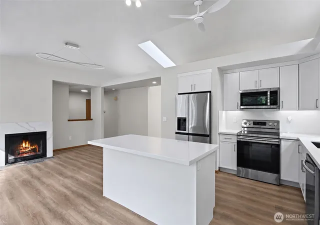 Photo 4 of Single family home for sale at 28001 121st Avenue SE, Kent, WA 98030 | MLS# NWM2593381 | Listing updated on 2026-10-15