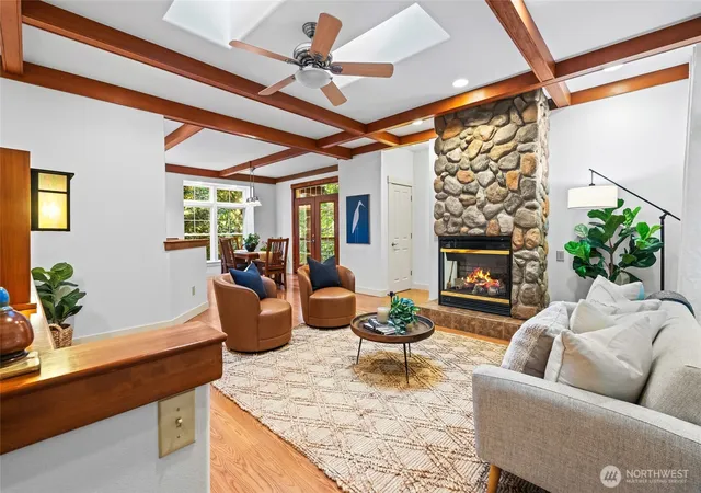 Photo 3 of Single family home for sale at 43 Valley Crst Way, Bellingham, WA 98229 | MLS# NWM2593400 | Listing updated on 2026-10-18