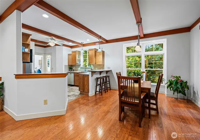 Photo 3 of Single family home for sale at 43 Valley Crst Way, Bellingham, WA 98229 | MLS# NWM2593400 | Listing updated on 2026-10-18
