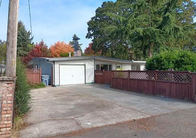 Photo 1 of Single family home for sale at 709 137th Street S, Tacoma, WA 98444 | MLS# NWM2593444 | Listing updated on 2026-10-21