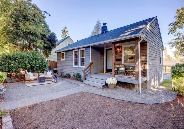 Photo 4 of Single family home for sale at 7332 29th Avenue SW, Seattle, WA 98126 | MLS# NWM2593451 | Listing updated on 2026-10-23