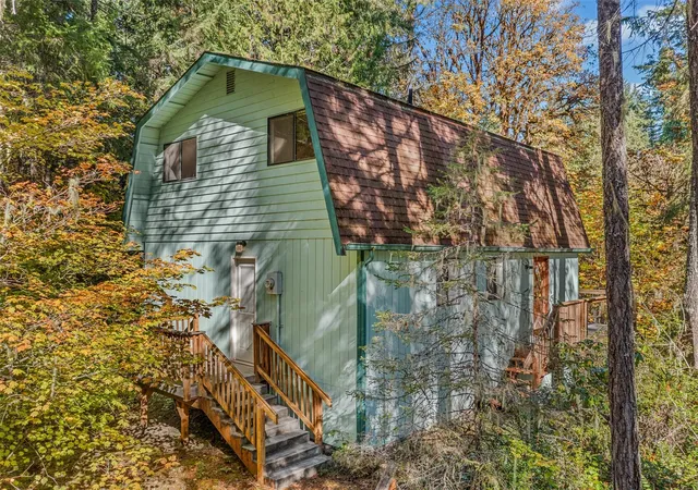 Single family home for sale at 241 N Lakeview Dr, Hoodsport, WA 98548 | MLS# NWM2593459