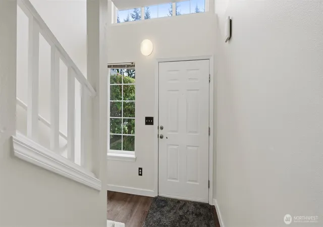Photo 3 of Townhouse for sale at 927 132nd Street SW #F5, Everett, WA 98204 | MLS# NWM2593466 | Listing updated on 2026-10-13
