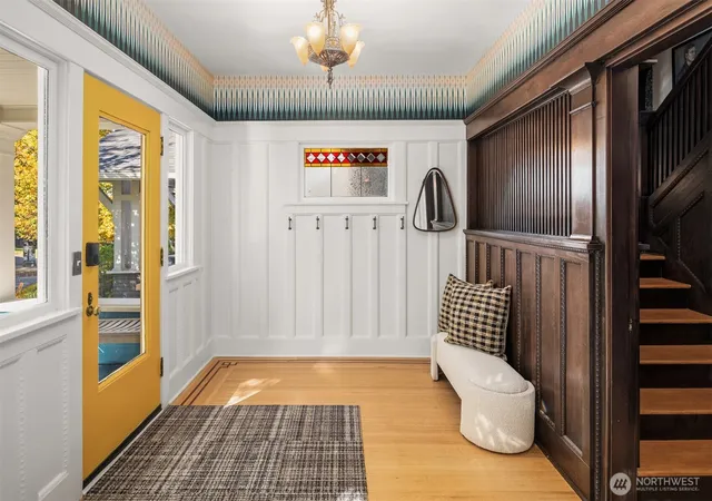 Photo 2 of Single family home for sale at 1154 18th Avenue E, Seattle, WA 98112 | MLS# NWM2593470 | Listing updated on 2026-10-15