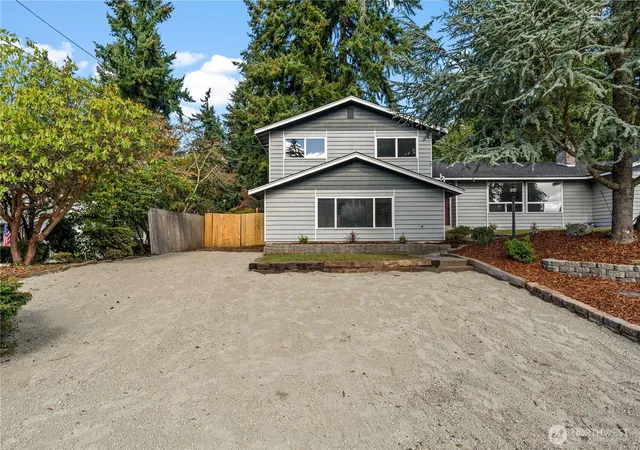Photo 3 of Single family home for sale at 6009 85th Street E, Puyallup, WA 98371 | MLS# NWM2593477 | Listing updated on 2026-10-23