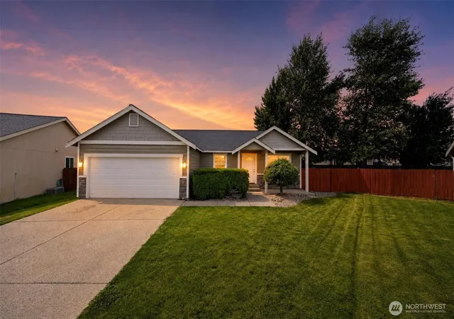 Single family home for sale at 111 W Courtney Ct, Ellensburg, WA 98926 | MLS# NWM2593479