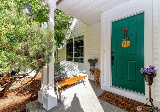 Photo 3 of Single family home for sale at 2309 28th Court SE, Auburn, WA 98002 | MLS# NWM2593489 | Listing updated on 2026-10-14