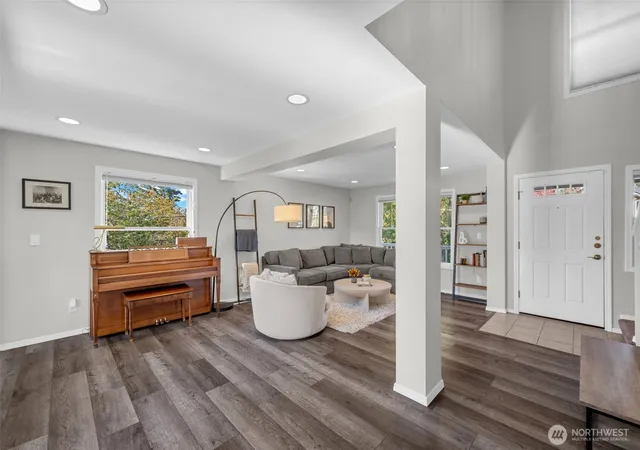 Photo 4 of Single family home for sale at 4853 S Morgan St, Seattle, WA 98118 | MLS# NWM2593503 | Listing updated on 2026-10-18