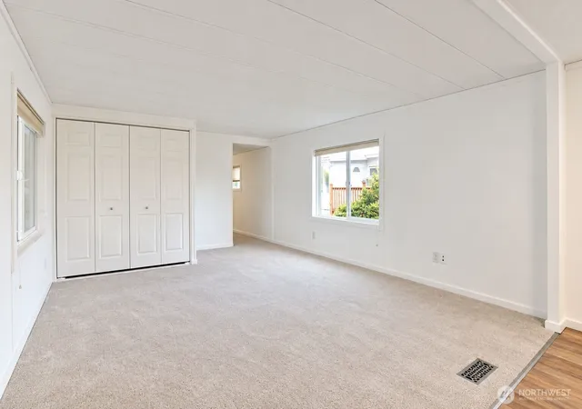 Photo 3 of Manufactured home for sale at 13320 Highway 99 #147, Everett, WA 98204 | MLS# NWM2593516 | Listing updated on 2026-10-14