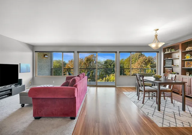 Photo 4 of Condo for sale at 414 Boulevard #106, Bellingham, WA 98225 | MLS# NWM2593519 | Listing updated on 2026-10-21
