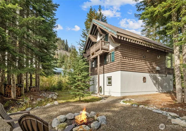 Photo 3 of Single family home for sale at 5 Lech Strasse, Snoqualmie Pass, WA 98068 | MLS# NWM2593524 | Listing updated on 2026-10-12