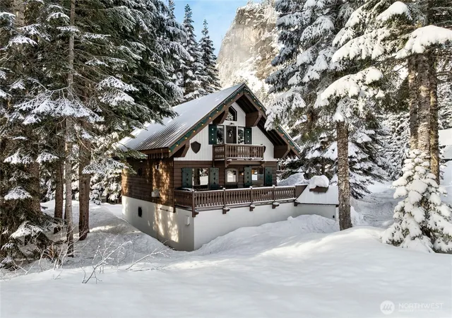 Photo 4 of Single family home for sale at 5 Lech Strasse, Snoqualmie Pass, WA 98068 | MLS# NWM2593524 | Listing updated on 2026-10-13