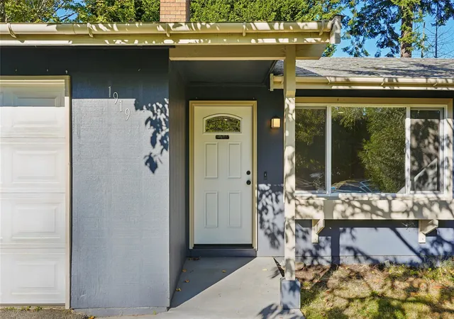 Photo 3 of Single family home for sale at 1919 67th Place Ne, Tacoma, WA 98422 | MLS# NWM2593525 | Listing updated on 2026-10-19