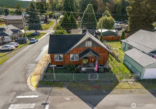 Photo 2 of Single family home for sale at 300 Standford Ave, Carbonado, WA 98323 | MLS# NWM2593540 | Listing updated on 2026-10-18