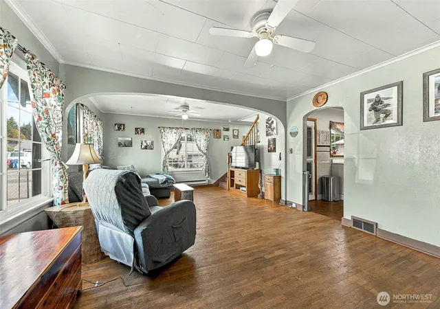 Photo 3 of Single family home for sale at 300 Standford Ave, Carbonado, WA 98323 | MLS# NWM2593540 | Listing updated on 2026-10-18