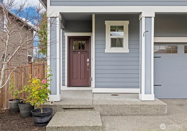 Photo 2 of Single family home for sale at 4902 4th Way Sw, Olympia, WA 98502 | MLS# NWM2593545 | Listing updated on 2026-10-21